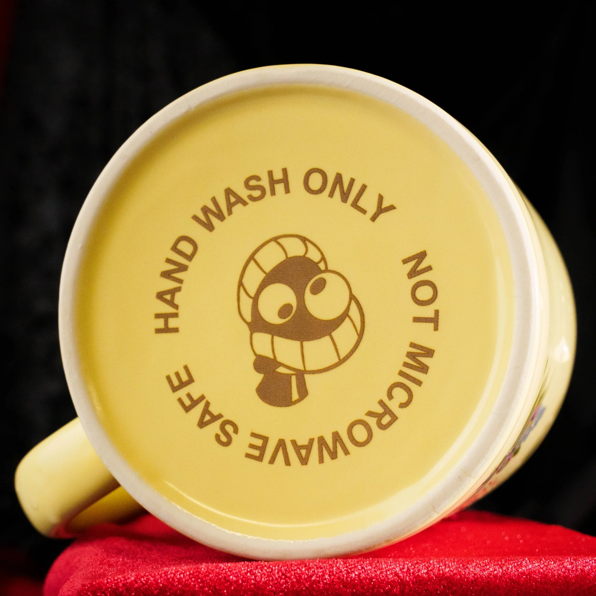 Queenie Heat Changing Mug - Image 6